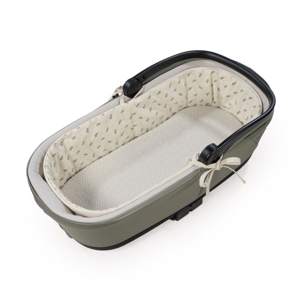 Complete cover for Mimosa bassinet.