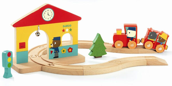 ESTAÇÃO DE COMBOIOS