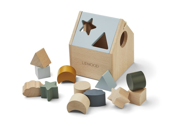 PUZZLE HOUSE