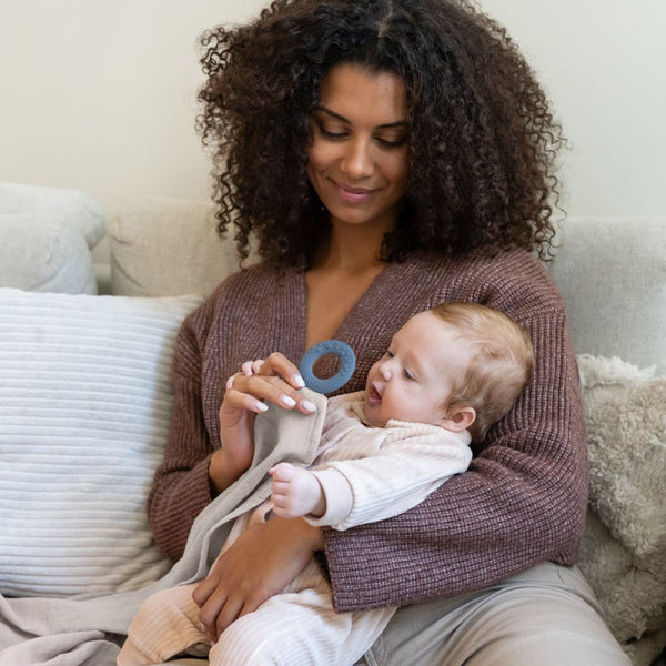 CAPA DE AMAMENTAÇÃO DOOMOO