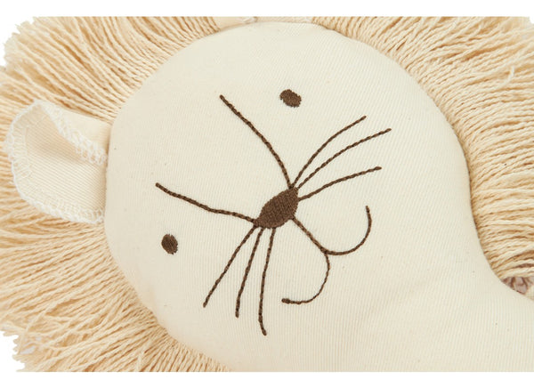 LEÃO COM JARDINEIRAS