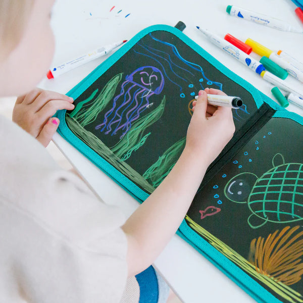 LIVRO 8 PÁGINAS E 4 BUTTERSTIX