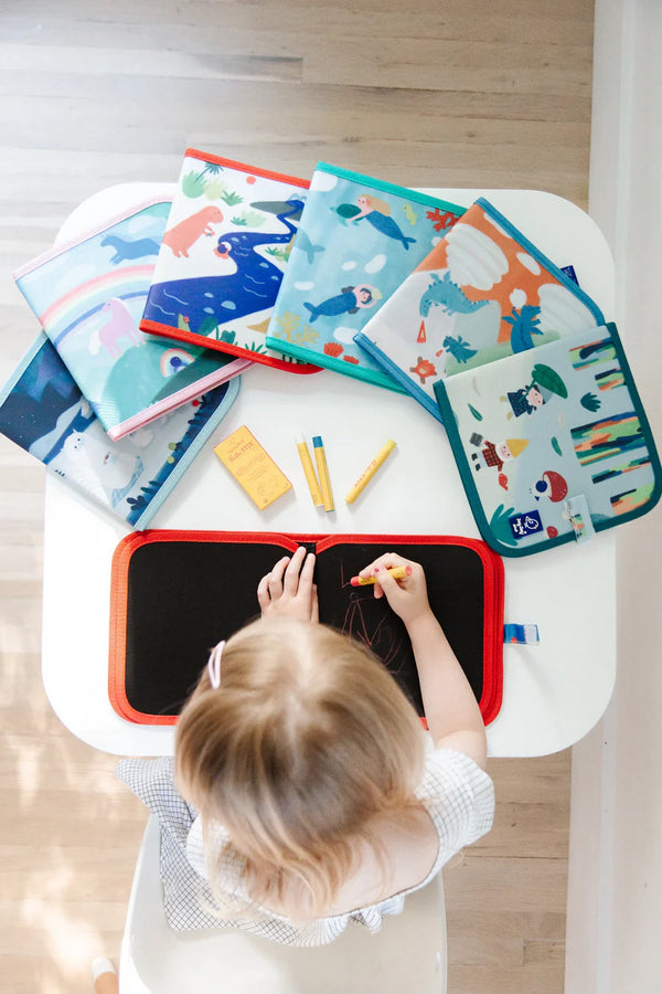 LIVRO 8 PÁGINAS E 4 BUTTERSTIX