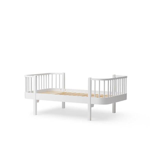 OLIVER FURNITURE CAMA JUNIOR WOOD
