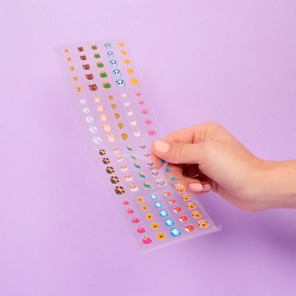 200 AUTOCOLANTES DE UNHAS OMY