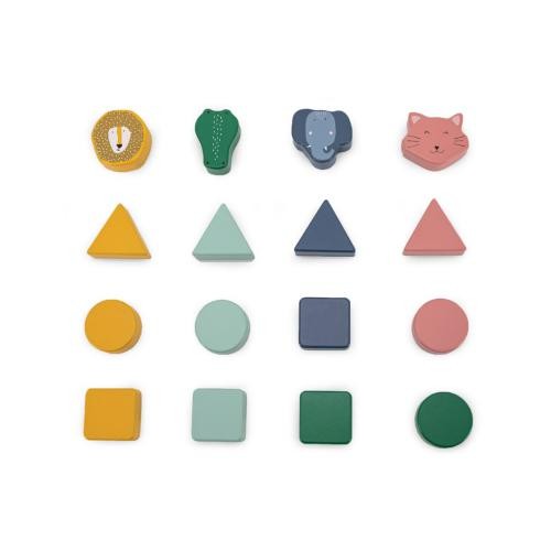 CAIXA DE FIGURAS GEOMÉTRICAS E ANIMAIS