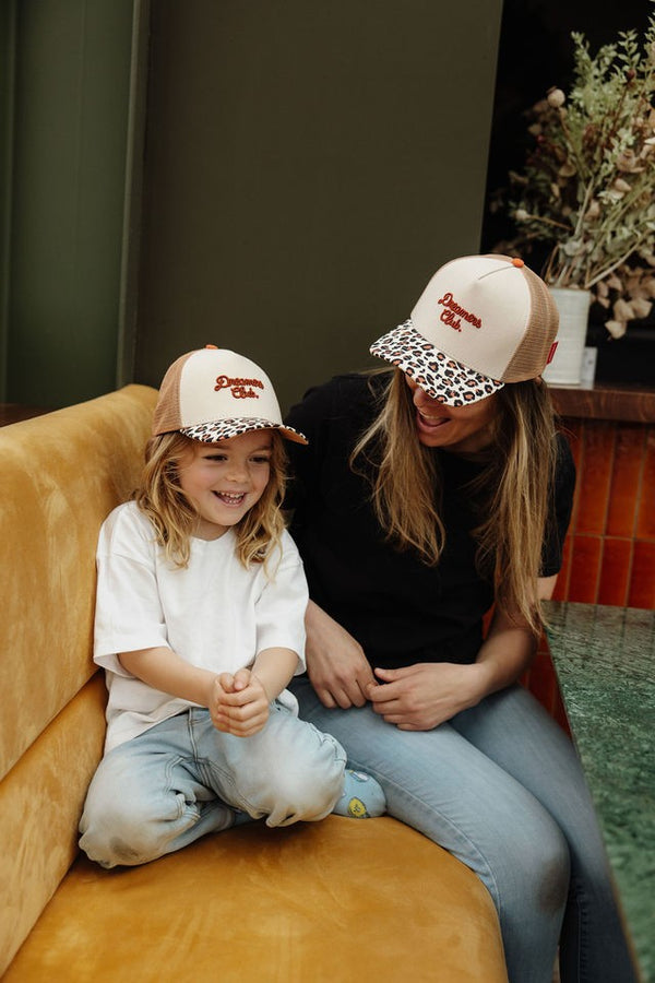 BONÉ 2-5 ANOS HELLO HOSSY