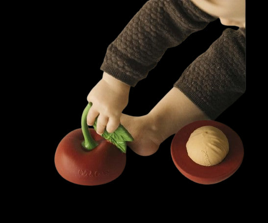 BRINQUEDO DE EMPILHAR COM BOLA CHOCALHO