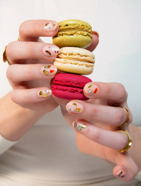 120 AUTOCOLANTES DE UNHAS OMY