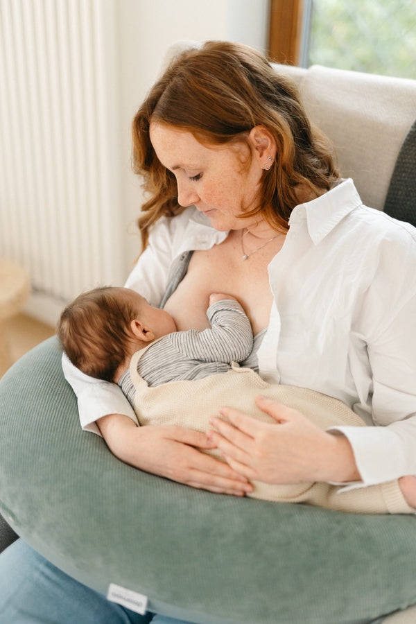 ALMOFADA AMAMENTAÇÃO GRANDE DOOMOO - CORDUROY GREEN