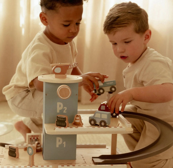 PARQUE DE ESTACIONAMENTO