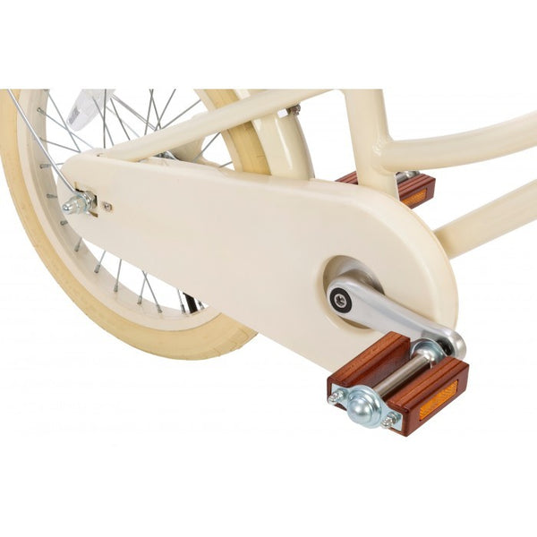 BICICLETA COM PEDAIS