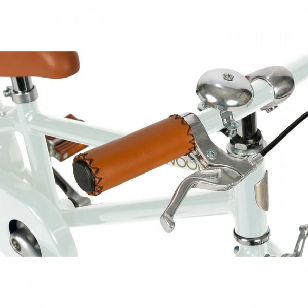 BICICLETA COM PEDAIS