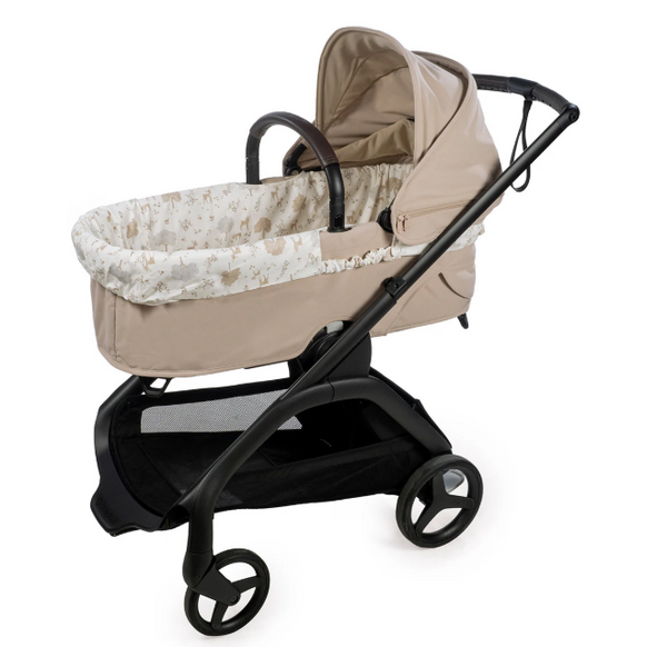 Complete cover with elastic for bassinet.