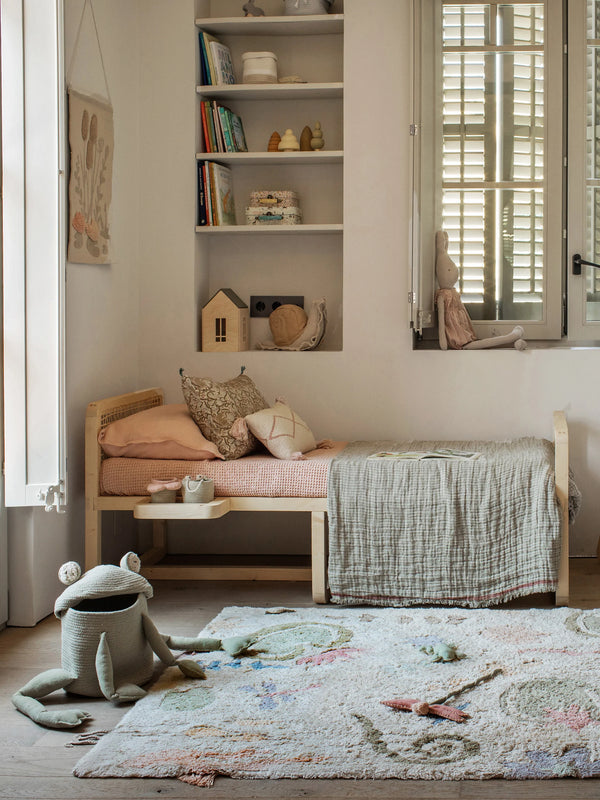 CESTO LORENA CANALS - FRED THE FROG