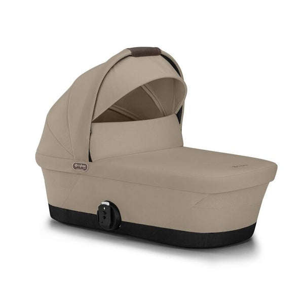 Alcofa CYBEX GAZELLE S compatível com os carrinhos Gazelle S e e-Gazelle S, com colchão em espuma macia, interior espaçoso, pega de transporte e capota solar XXL com proteção UPF 50+ para bebés desde o nascimento até aos 9 kg. Almond Beige