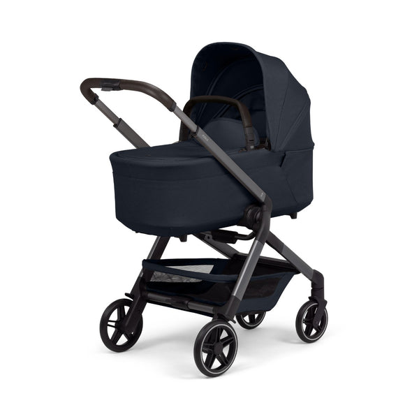 Alcofa JOOLZ HUB 2 compatível com o carrinho Joolz Hub 2, com colchão respirável de 77 cm, sistema de ventilação integrado e capota solar extensível para bebés desde o nascimento até aos 9 kg. Navy Blue
