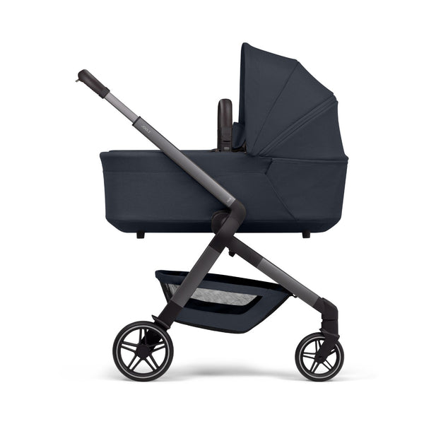 Alcofa JOOLZ HUB 2 compatível com o carrinho Joolz Hub 2, com colchão respirável de 77 cm, sistema de ventilação integrado e capota solar extensível para bebés desde o nascimento até aos 9 kg. Navy Blue