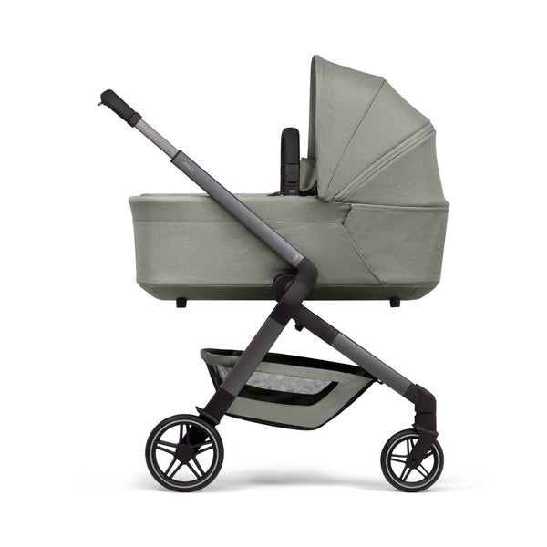 Alcofa JOOLZ HUB 2 compatível com o carrinho Joolz Hub 2, com colchão respirável de 77 cm, sistema de ventilação integrado e capota solar extensível para bebés desde o nascimento até aos 9 kg. Sage Green
