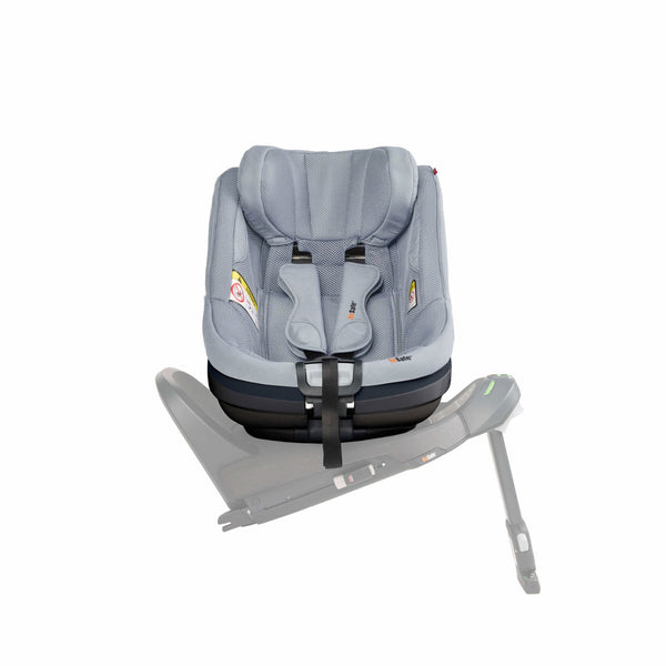 Cadeira auto BeSafe Beyond² 360 dos 61 aos 125 cm com rotação 360°, proteção SIP+, Universal Level Technology e espaço para pernas ajustável. Peak Mesh