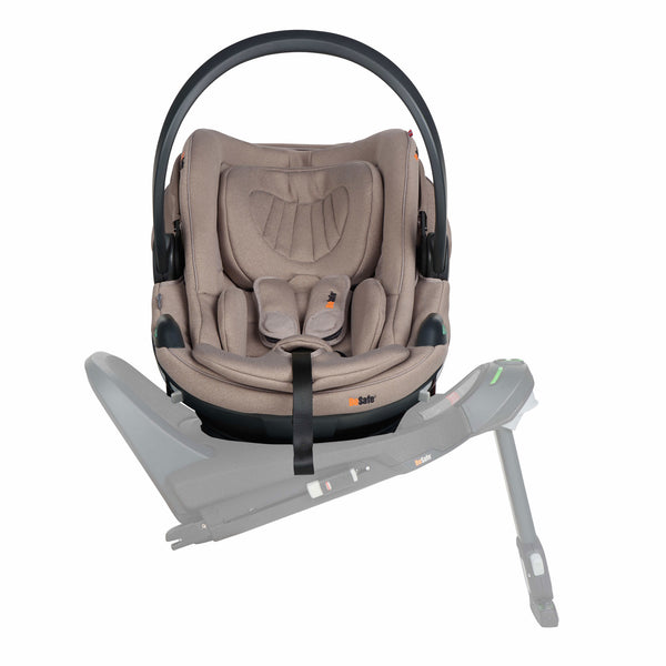 Cadeira auto MAXI-COSI Coral Slide Pro i-Size ultraleve com apenas 2,5 kg, posição totalmente reclinada, três níveis de reclinação, capota extragrande, tecidos ECO Care e compatível com a Base FamilyFix Slide Pro para bebés dos 0 aos 13 kg. Dark Soft Breeze