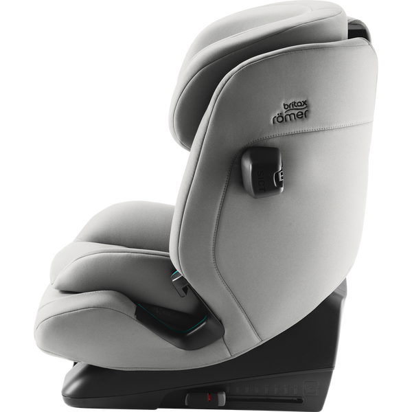 Cadeira auto BRITAX RÖMER ADVANSAFIX PRO dos 76 aos 150 cm com ISOFIX, arnês de 5 pontos até 22 kg e tecnologias XP-PAD, SecureGuard, SICT e FLIP&GROW.
Linen Grey
