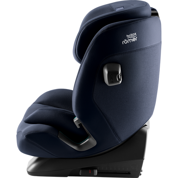 Cadeira auto BRITAX RÖMER ADVANSAFIX PRO dos 76 aos 150 cm com ISOFIX, arnês de 5 pontos até 22 kg e tecnologias XP-PAD, SecureGuard, SICT e FLIP&GROW.
Night Blue