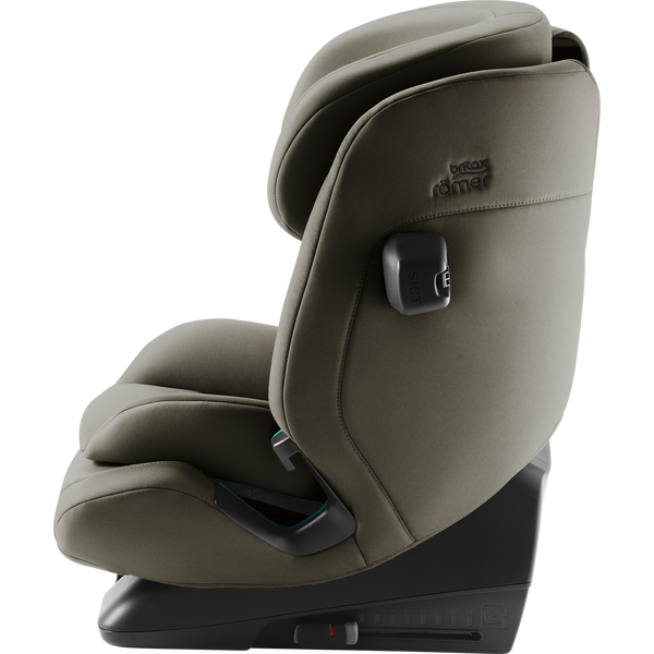 Cadeira auto BRITAX RÖMER ADVANSAFIX PRO dos 76 aos 150 cm com ISOFIX, arnês de 5 pontos até 22 kg e tecnologias XP-PAD, SecureGuard, SICT e FLIP&GROW.
Urban Olive