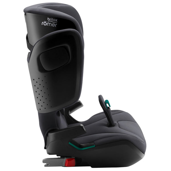 Cadeira auto elevatória Britax Römer Kidfix i-Size com proteção lateral SICT, sistema XP-PAD e SecureGuard para crianças dos 100 aos 150 cm storm grey