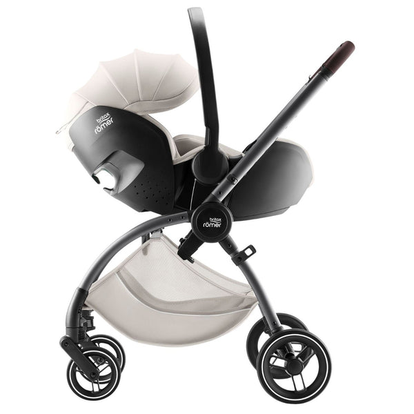 BRITAX ROMER RIO STYLE TRIO + BASE