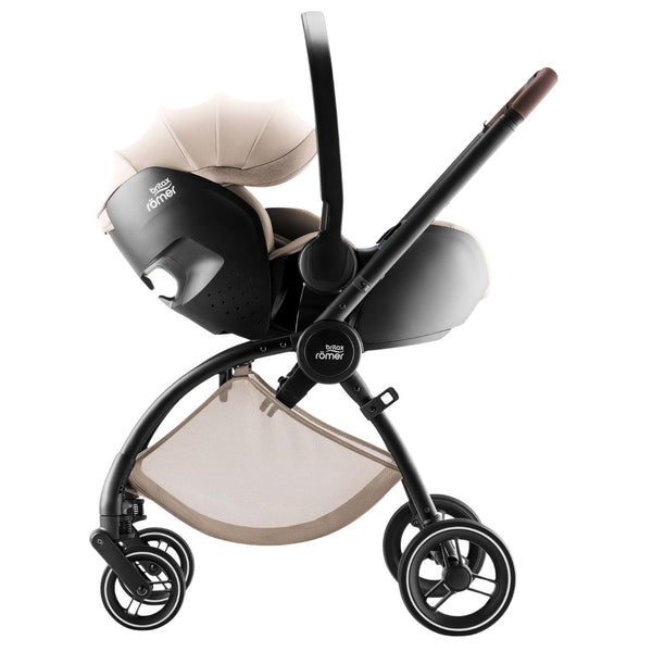 BRITAX ROMER RIO STYLE TRIO + BASE