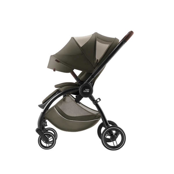 BRITAX RÖMER RIO LUX TRIO com carrinho leve e compacto Rio Lux, alcofa Rio com colchão ergonómico e cadeira auto Baby-Safe Pro com tecnologia Ergo Recline. Sistema de viagem completo desde o nascimento até aos 22 kg. Urban Olive