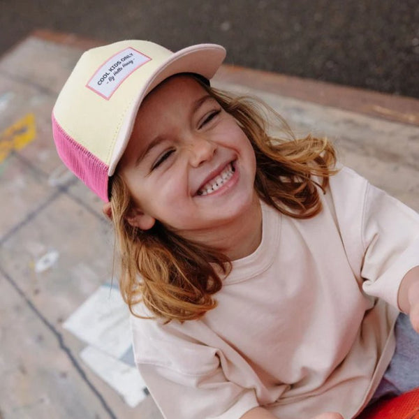Chapéu para criança Hello Hossy na Cor Chupa foto de criança