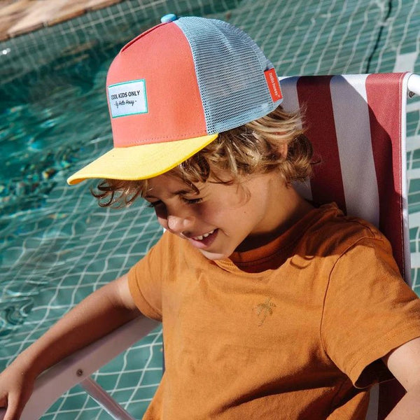 Chapéu para criança Hello Hossy na Cor Neo foto de criança