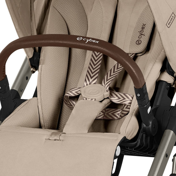 CYBEX Balios S Lux Duo com Alcofa Dobrável, carrinho de bebé com Travel System, fecho compacto, suspensão avançada, assento reversível e alcofa dobrável desde o nascimento até aos 4 anos. Almond Beige