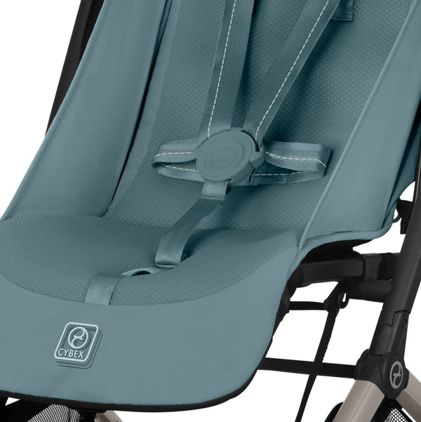CARRINHO COMPACTO CYBEX ORFEO, carrinho ultraleve de 6,3 kg, compatível com bagagem de mão, reclinação totalmente horizontal, arnês One-Pull, capota XL UPF 50+, Travel System e compatibilidade com cadeiras auto CYBEX, Maxi-Cosi e BeSafe desde o nascimento até aos 22 kg. Stormy Blue