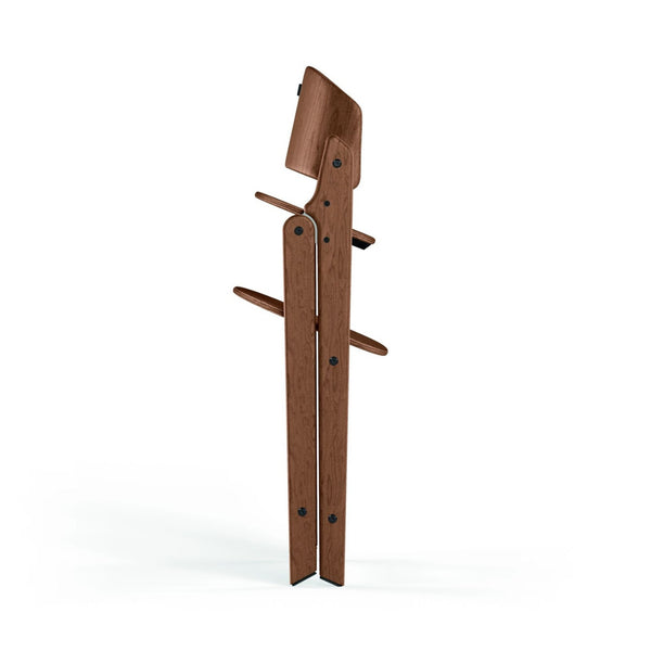Cadeira CYBEX Click & Fold em madeira de faia sustentável, dobrável e compacta, com assento e apoio para os pés ajustáveis e posição ergonómica. All Natural Dark