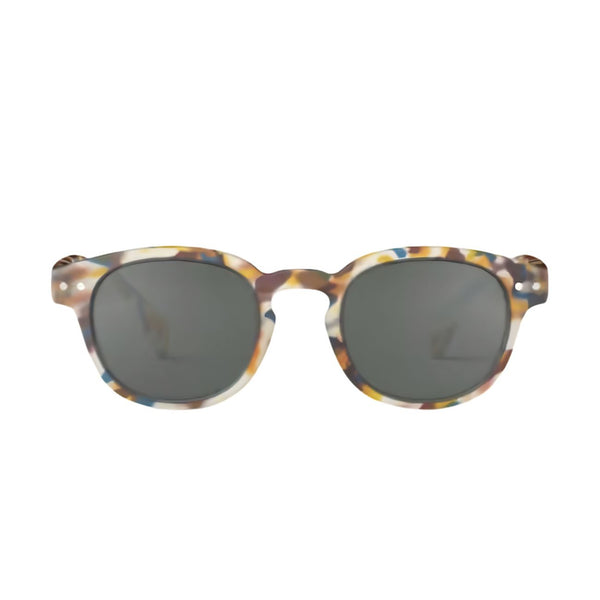 óculos de sol para criança modelo #C da izipizi na azul tortoise