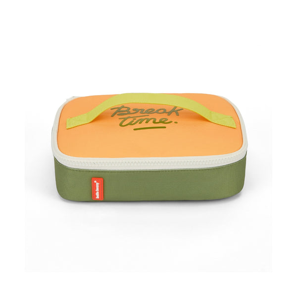 Lancheira Pequena Hello Hossy com interior isotérmico, tecido impermeável, pega de transporte, capacidade de 1,7 litros e fabrico em poliéster reciclado, ideal para creche e escola. Safari