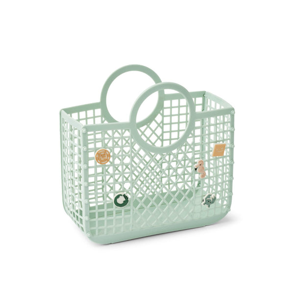 BASKET WITH PINS