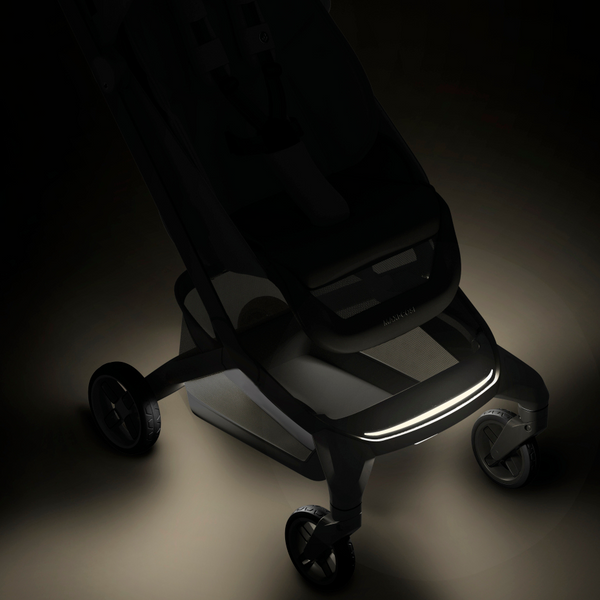 MAXI-COSI FAME CABIN, carrinho de bebé premium compatível com cabine de avião, com assento ergonómico, reclinação totalmente deitada, luzes LED integradas, PowerBank USB-C, Travel System e utilização desde o nascimento até aos 22 kg. Moon Graphite