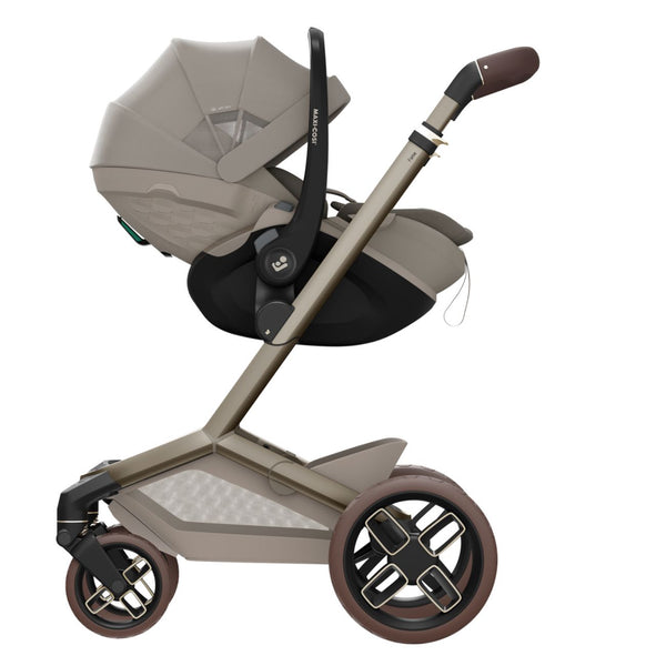 Cadeira auto Maxi-Cosi Pebble Slide Pro i-Size leve com posição deitada e posição 360 na cor saphire sand