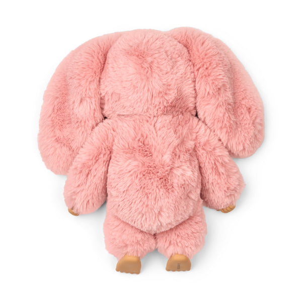 Boneca Miko Rosey de 30 cm com corpo macio em poliéster reciclado GRS e rosto, mãos e pés em silicone, ideal para abraçar e brincar.
