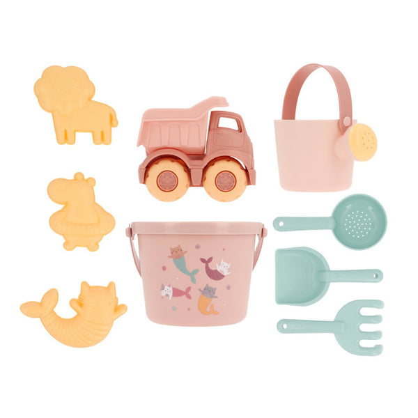 Conjunto de Praia Monnëka 2026 com 9 peças, incluindo balde, camião, regador, pá, ancinho, colher e moldes para brincar na areia. Mermaid cats