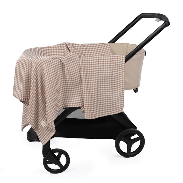 Musselina Praliné Vichy Walking Mum 120x120 cm em bambu e algodão, macia, respirável e ideal para envolver o bebé, passeios e amamentação. Vermelho.