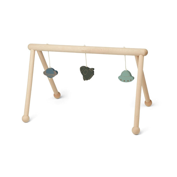 GINÁSIO COM BRINQUEDOS