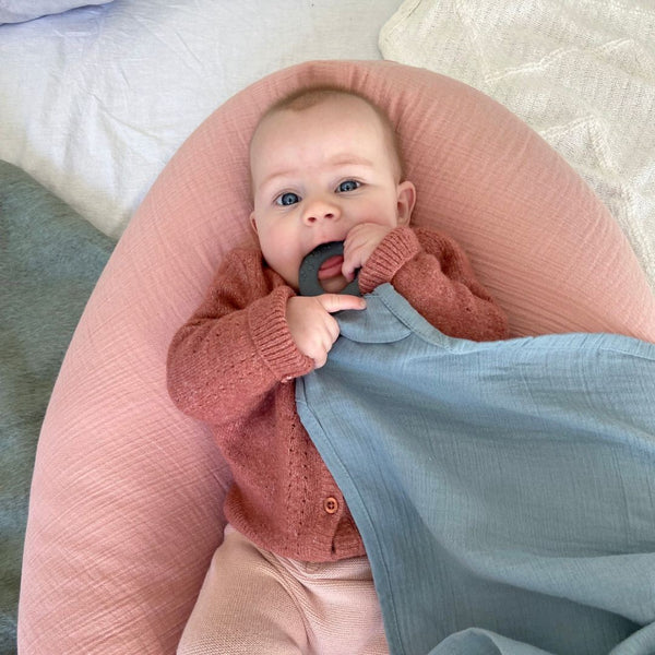 CAPA DE AMAMENTAÇÃO DOOMOO