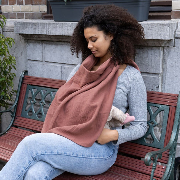 CAPA DE AMAMENTAÇÃO DOOMOO