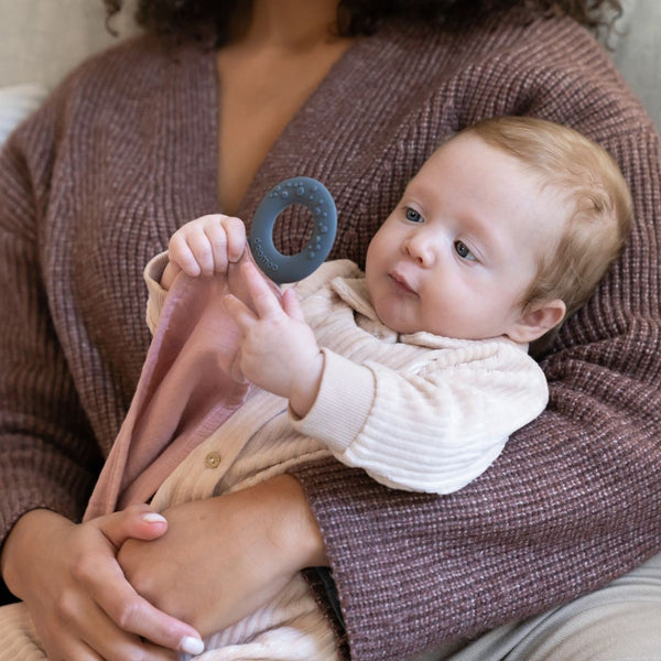 CAPA DE AMAMENTAÇÃO DOOMOO