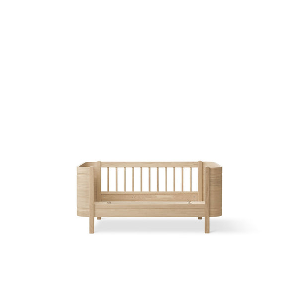 OLIVER FURNITURE CAMA DE GRADES WOOD MINI+ (INCLUI KIT 0-9 ANOS)